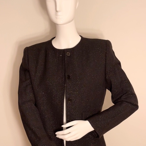 Elegant Textured Jacket / Blazer - Picture 3 of 8